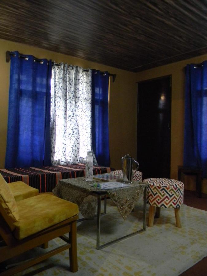Hillock By In Vogue Vila Dharamshala Exterior foto